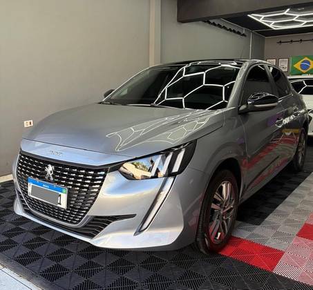 PEUGEOT 208 1.6 16V FLEX GRIFFE AT6 PEUGEOT 208 1.6 16V FLEX GRIFFE AT6